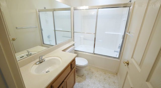 快適な暮らしを支えるトイレ最前線進化する水回りの衛生と安全対策 快適な暮らしを支えるトイレ最前線進化する水回りの衛生と安全対策
